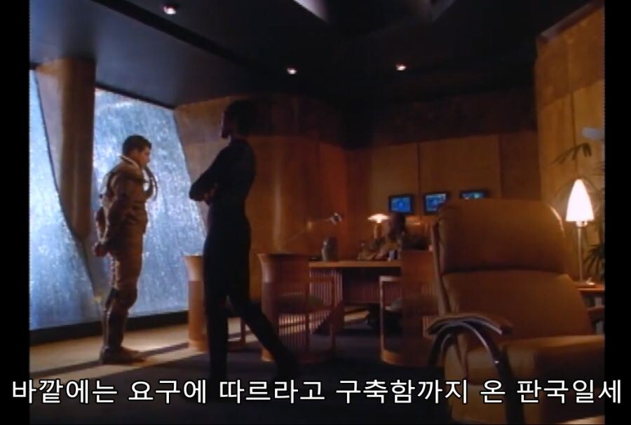 건담) 후기 우주세기 스토리'만' 알아보기_25.jpg
