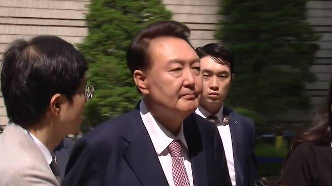 [속보] 윤 전 대통령 측, 경찰 2차 소환 불응 의견서 제출_1.jpg