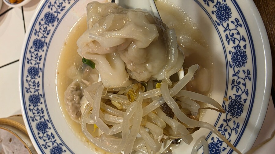 성수동) 중국만두, 훈둔, 볶음면_7.jpg