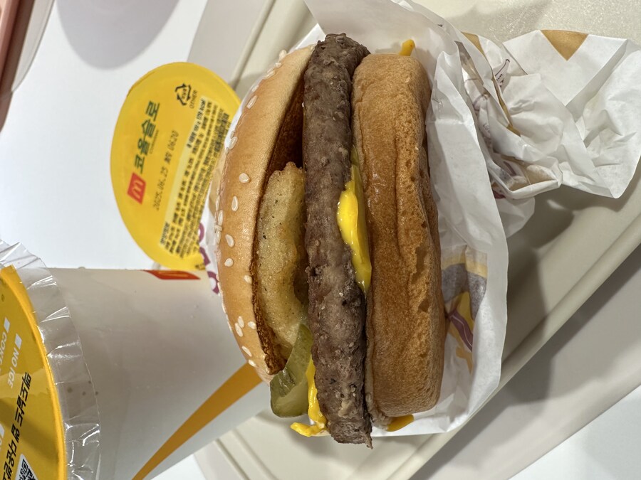 맥도날드 - 쿼터파운더 치즈 크리미 파마산_2.jpg