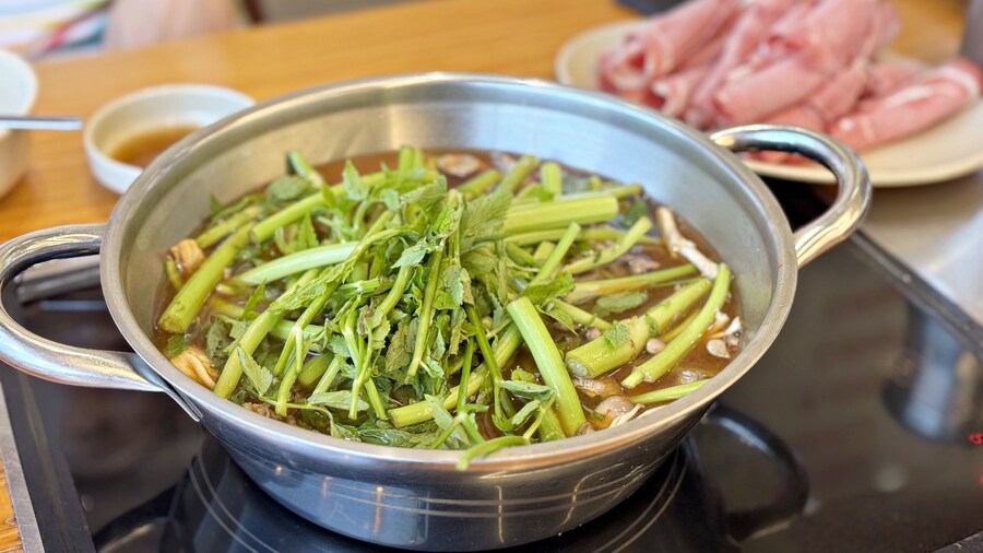 밖에서 밥 먹습니다 - 성남 사송동, 구좌리얼크니손칼국수_2.jpg