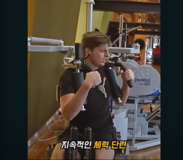 F1 차량을 일반인이 운전할수 없는 이유_31.webp
