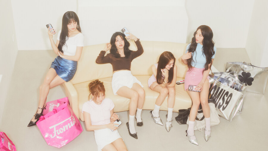 [컨셉포토] 프로미스나인 미니 앨범 [From Our 20’s] 단체_3.jpg