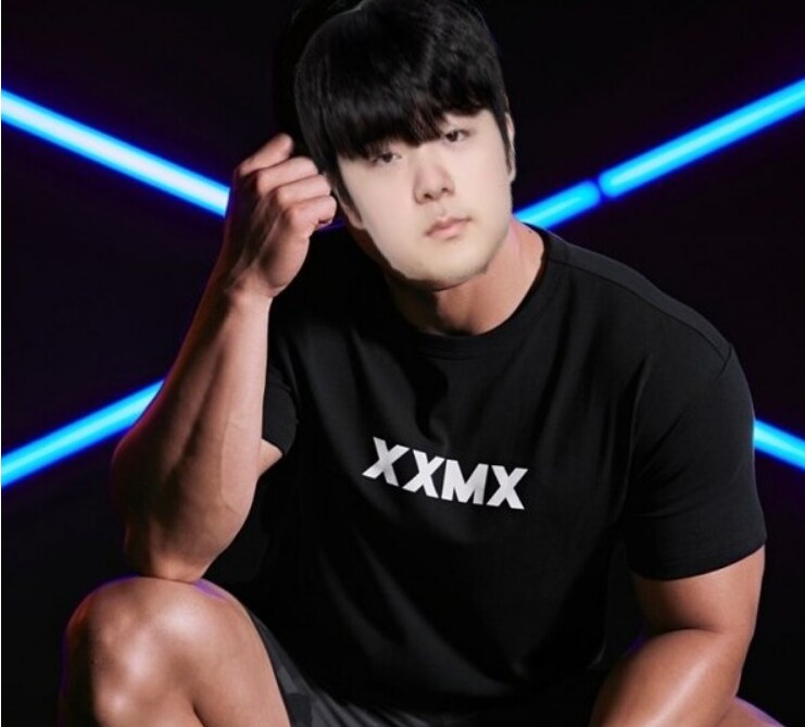 롤) ??? : 이기고 있으면 강타싸움을 하면 안돼?_4.png