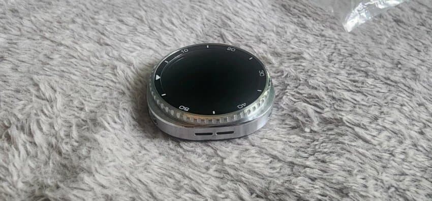 갤럭시 워치8 디자인 희안하넹_3.jpg