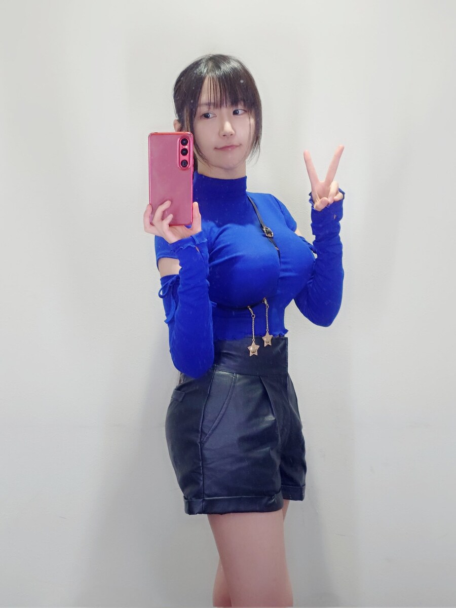 현실적인 여자 거유 착의샷_1.jpg