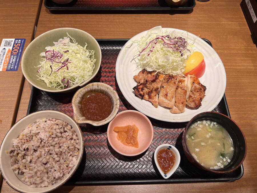 일본 닭고기 정식_1.jpg