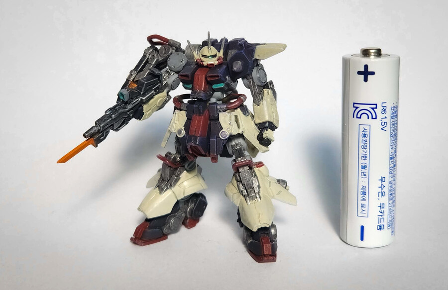 건담 아티펙트 - 자쿠3_2.jpg