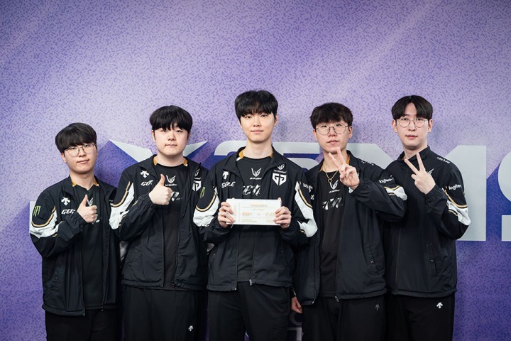 성우아이앤디주 이미지