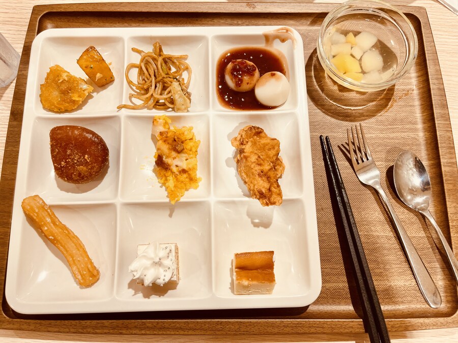 일본 평일 런치 인당 1500엔 뷔페_28.jpg