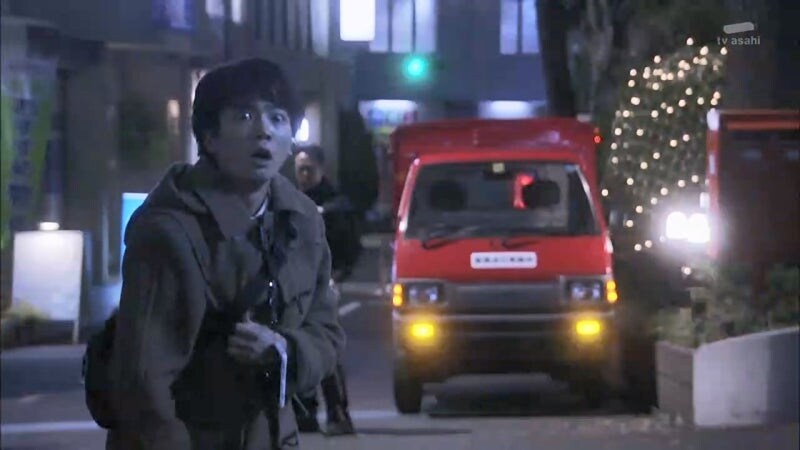 일본 형사 : 이봐, 일본의 공권력을 얕잡아보지말라고!_2.jpg