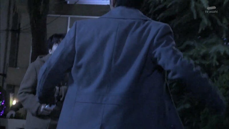 일본 형사 : 이봐, 일본의 공권력을 얕잡아보지말라고!_10.jpg