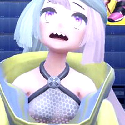 복장이 너무 야한 캐릭터_4.png