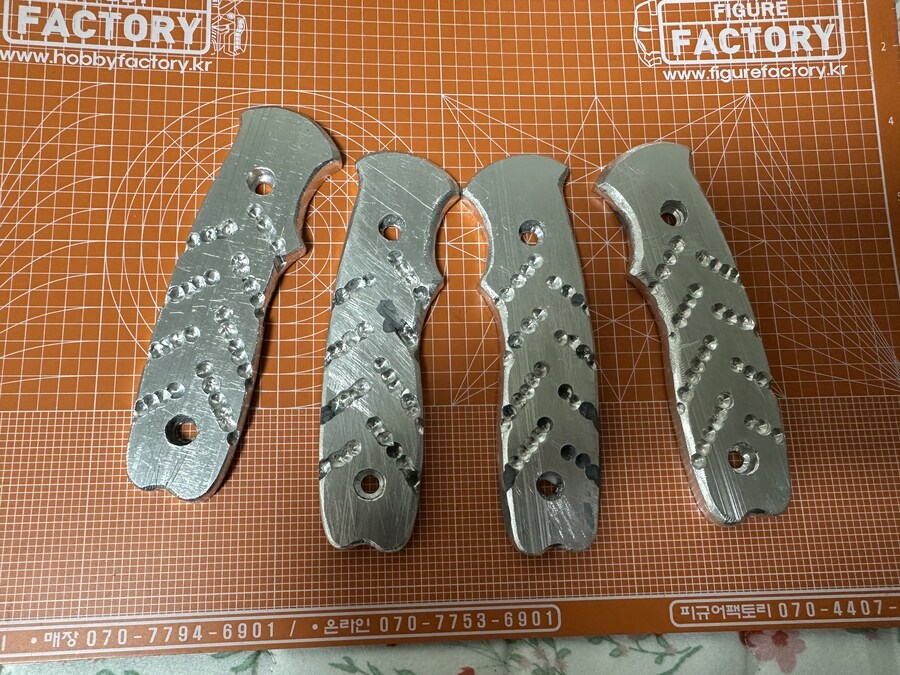 윈터솔져 나이프 핸들 직접 만들었습니다._15.jpg