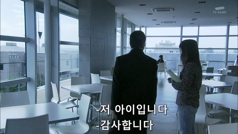 탐문수사중에 오지랖 부리는 늙은 형사_1.jpg