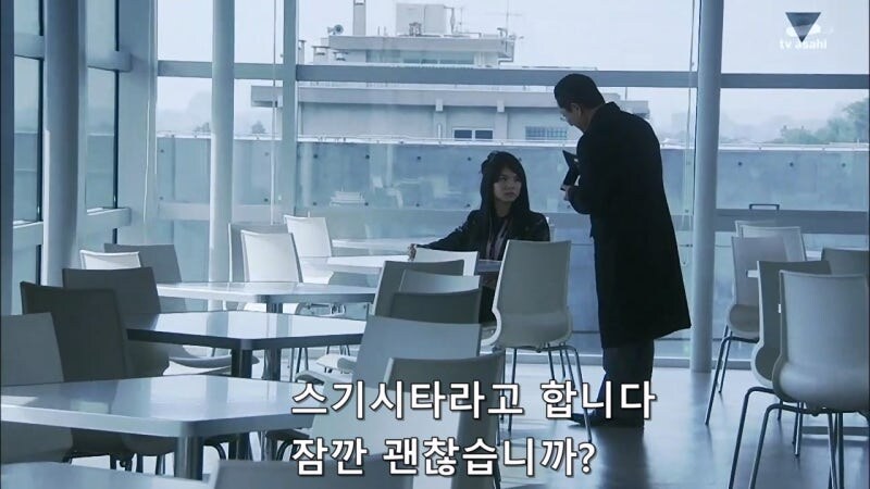 탐문수사중에 오지랖 부리는 늙은 형사_3.jpg