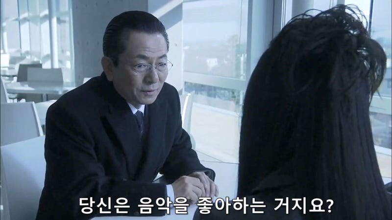 탐문수사중에 오지랖 부리는 늙은 형사_16.jpg