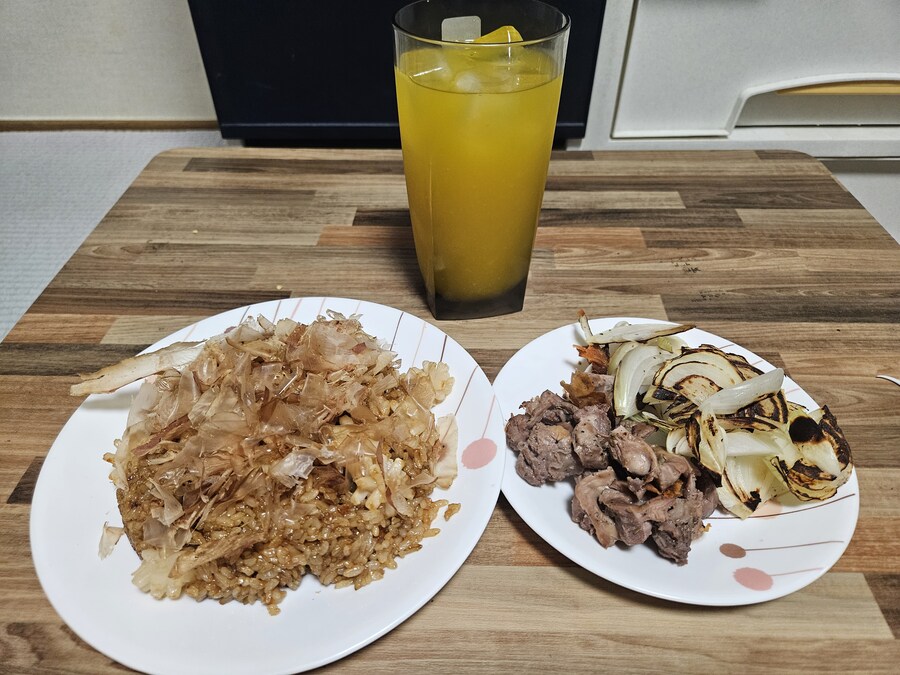 현시각 광주 광산구 난리난 5000원 해물볶음밥+닭염통볶음_1.jpg