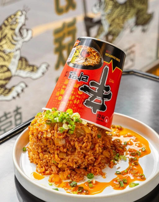 미국 한식당에서 판다는 신라면 볶음밥_1.jpg