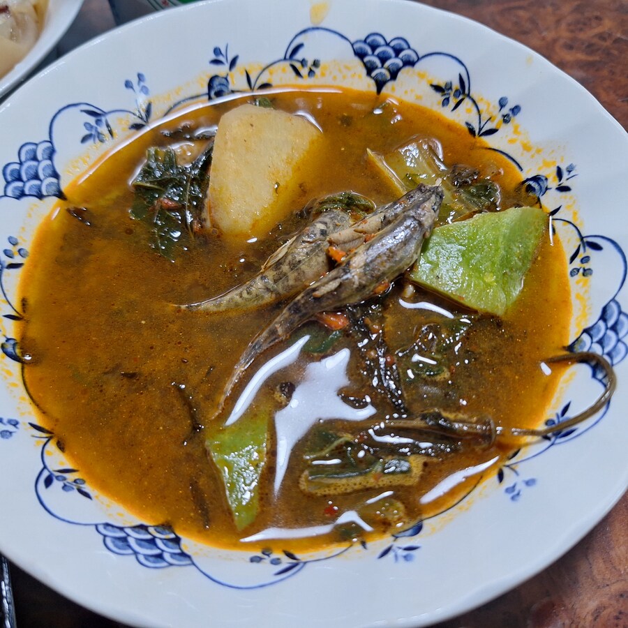 씨스페이스) 제육부대볶음, 추억의도시락 삼각김밥(New) 운남쌀국수 세치네탕_11.jpg