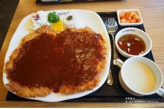 경양식 돈까스 vs 일식 돈까스_2.jpg