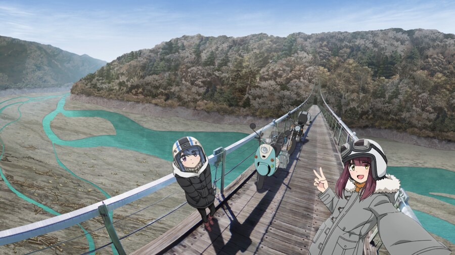 의외로 오토바이도 다닐 수 있는 구름다리.jpg_3.png
