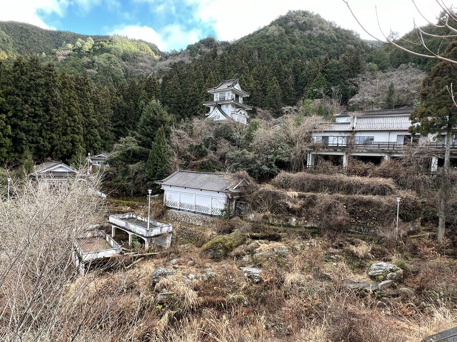 일본, 황폐화된 레저 시설🏯 (캐슬랜드 후카야마)_1.jpg