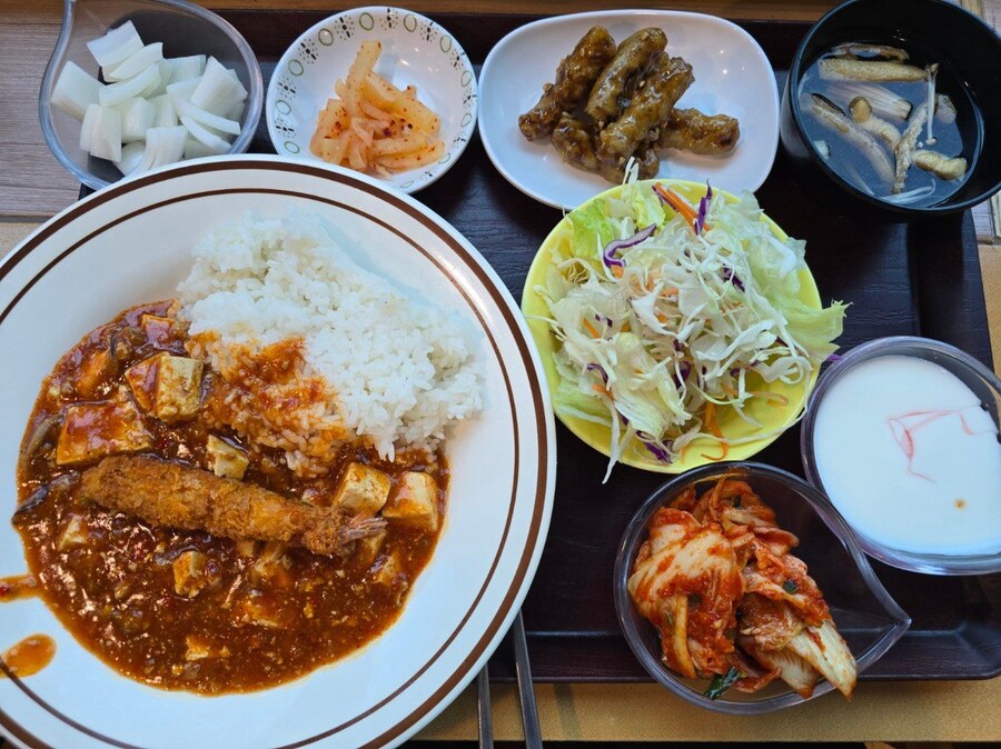 유게이 오늘의 회사밥 의문점_1.jpg