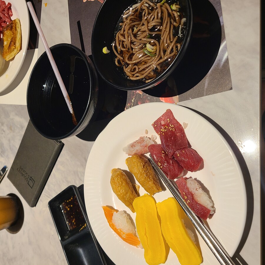 밥그릇 콜라는 신이다_1.jpg