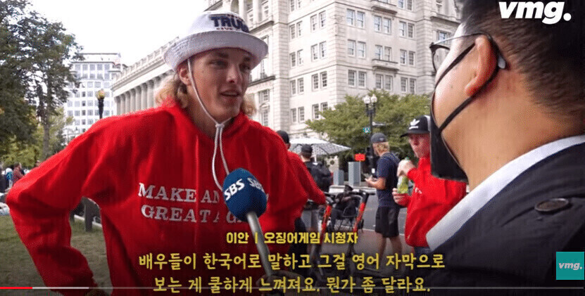 봉준호 감독 말의 진정한 의미를 깨달은 미국인_2.jpg