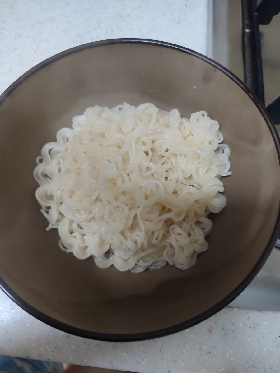 내가 비빔면 끓이는 법_2.jpg