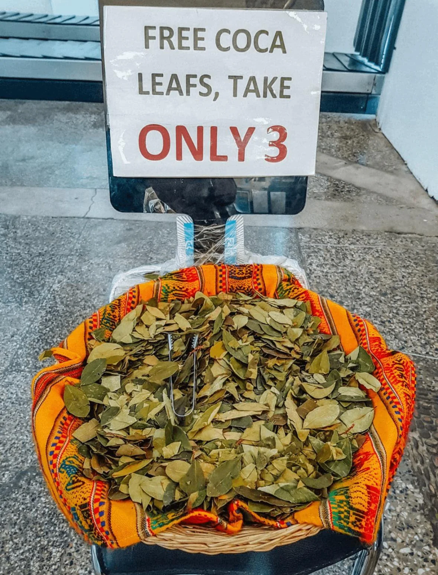 의외로 페루 공항에서 나눠주는거_1.webp