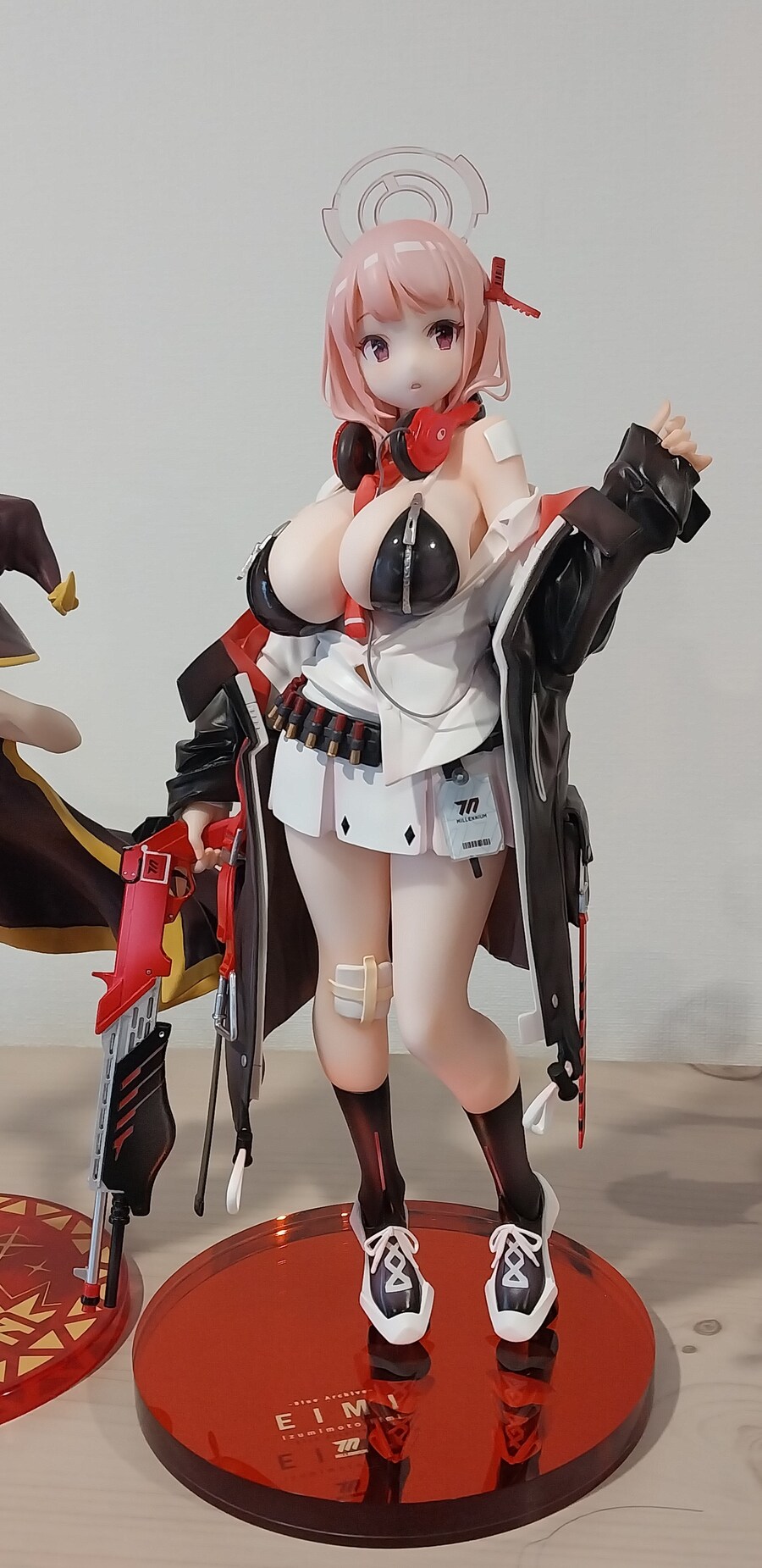 블아) 후방) 에이미 피규어 기다린 보람 있었다 ㅋㅋㅋ_1.jpg