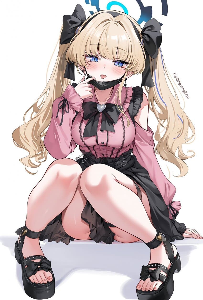 버튜버) 굿즈 왜 실용적인건 잘 안내줄까?_4.png