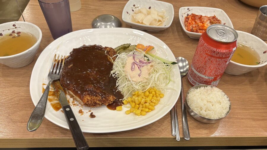 요즘 식당 밥공기 수준 실화냐?_2.jpg