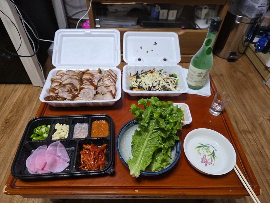 오늘밤은 족발이다_1.jpg