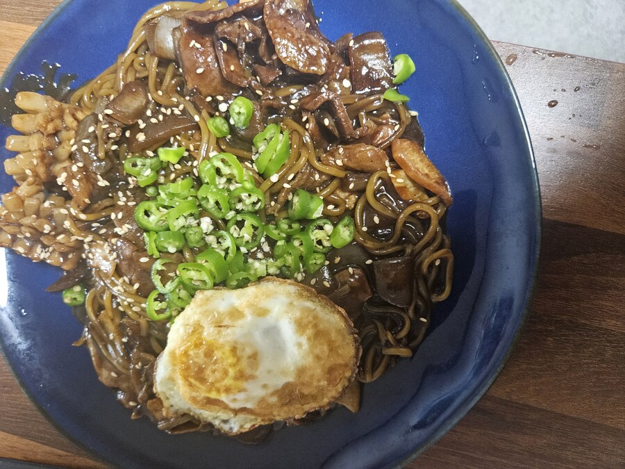 서울시 강서구에서 난리난 3500원 쟁반짜장_1.jpg