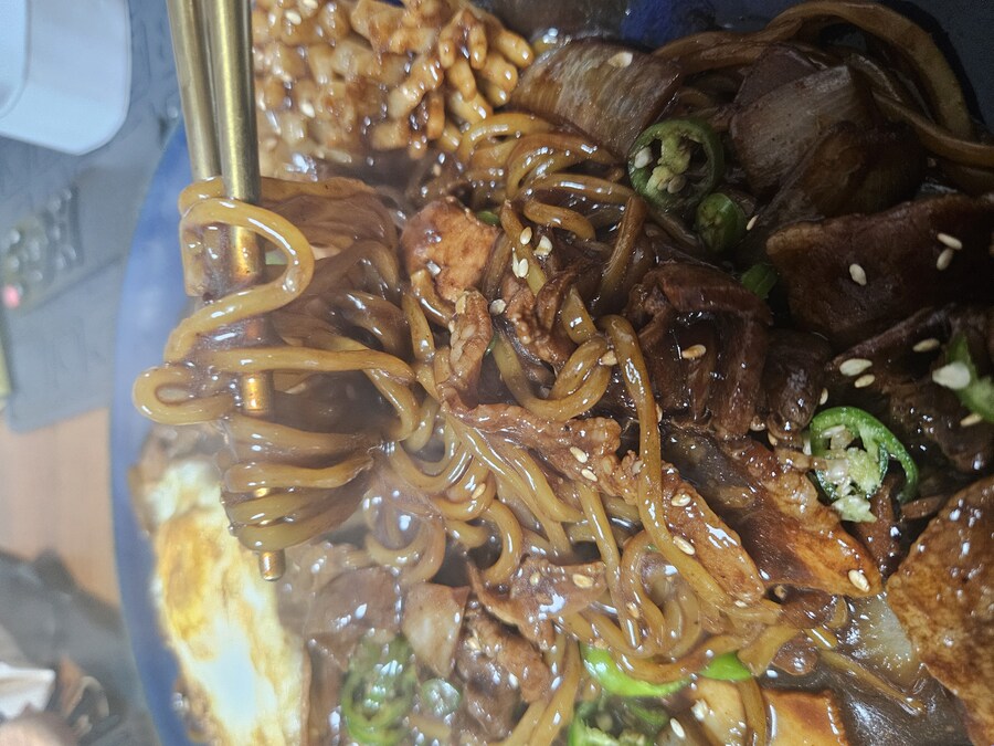 서울시 강서구에서 난리난 3500원 쟁반짜장_3.jpg