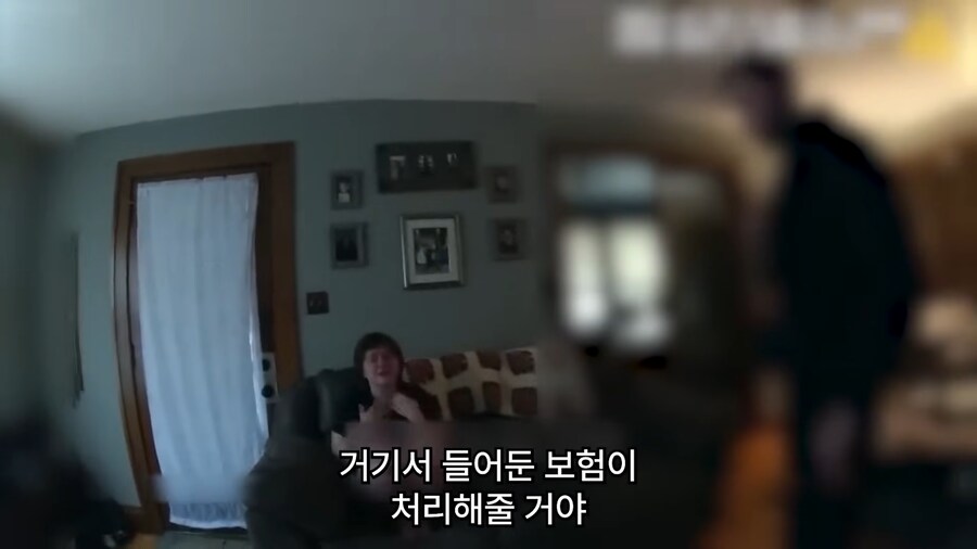17살에 14억의 빚을 진 여자._68.png
