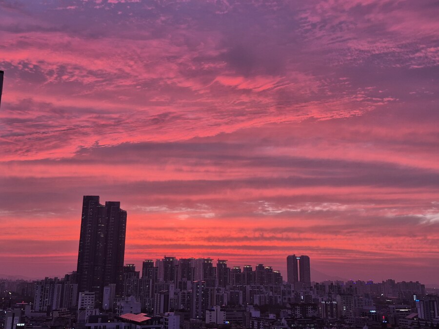 친구가 보내준 어제 저녁 하늘_5.jpg