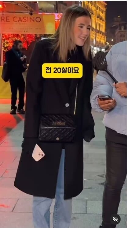 서양인들 나이 맞추기.jpg_20.jpg