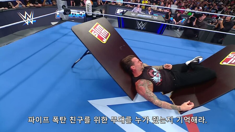 WWE)존시나의 파이프밤 세그먼드 기계번역 [초스압,데이터경고!]_35.jpg