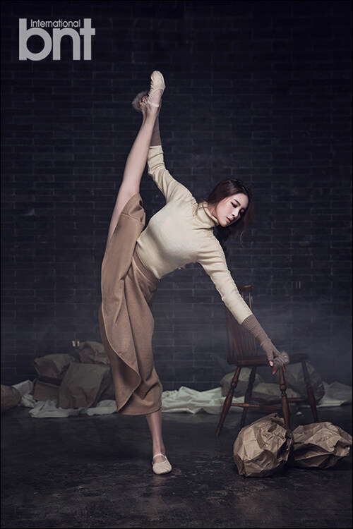 체조나 발레 했다고 하면 시키는 포즈_2.jpg