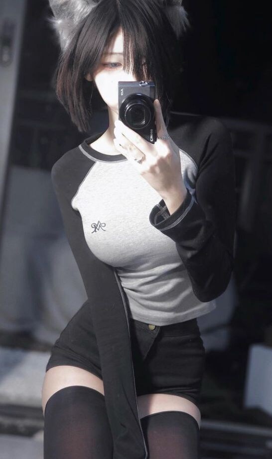 오늘 아침 침대 뒹굴거리면서 한일_7.jpg
