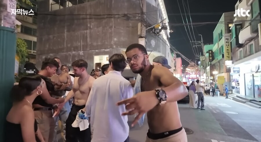 홍대 밤거리에 위험한일 당할 뻔한 기자_4.jpg