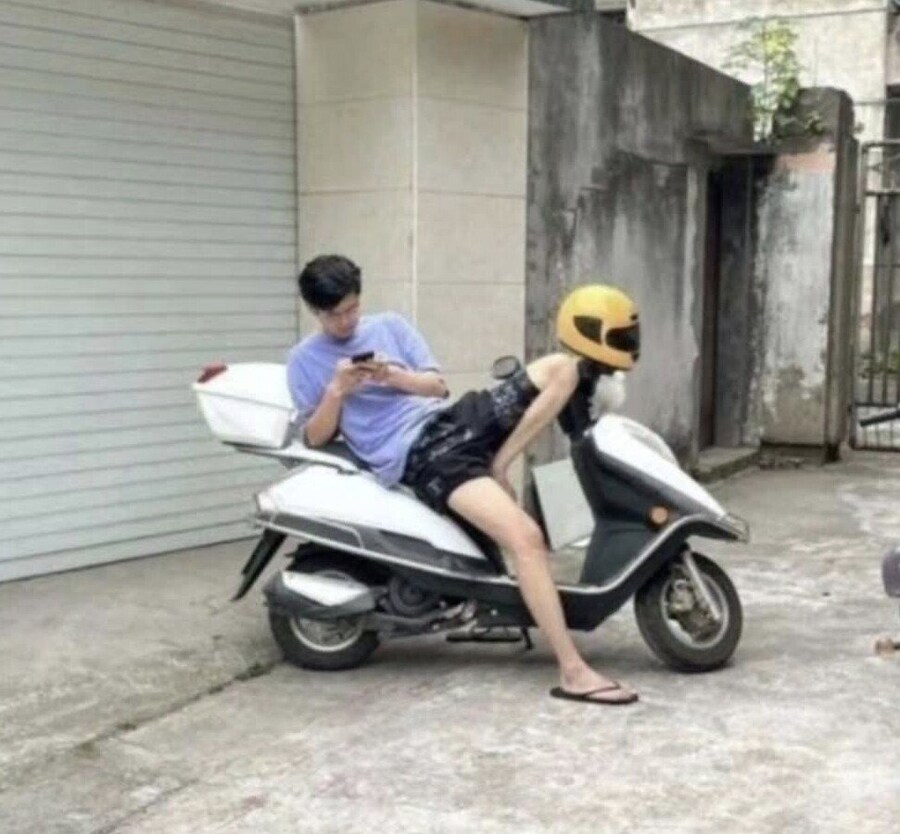 오빠그년 누구야?_1.jpg