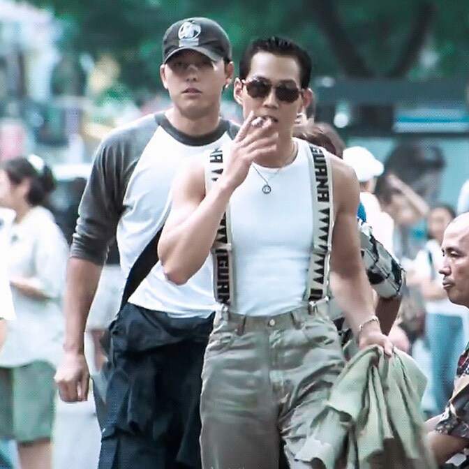 태양은 없다 이정재_2.png