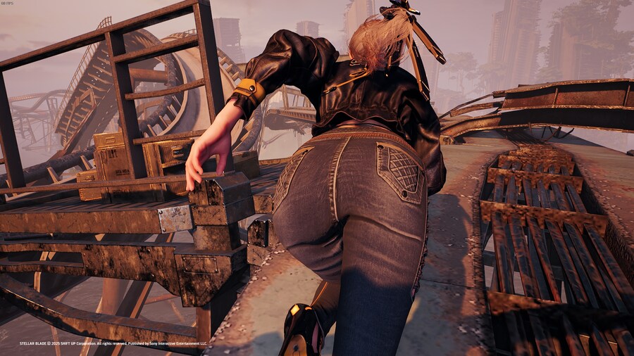 엉덩이 감상은 청바지가 꼴림_2.png