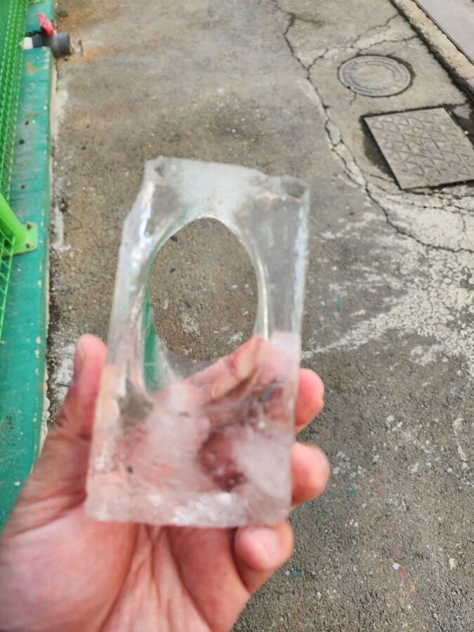 얼음 오나홀에 넣어보고싶다_1.png