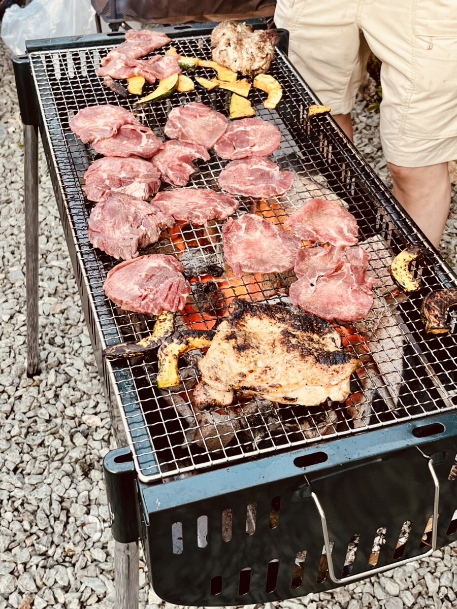 일본에서는 캠핑 정석이 라면보단 야키소바라더라_8.jpg